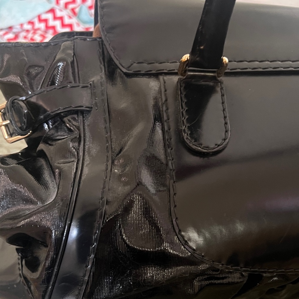 Elegant authentic used condition GUCCI Black Women's Handbag!! - Picture 7 of 15